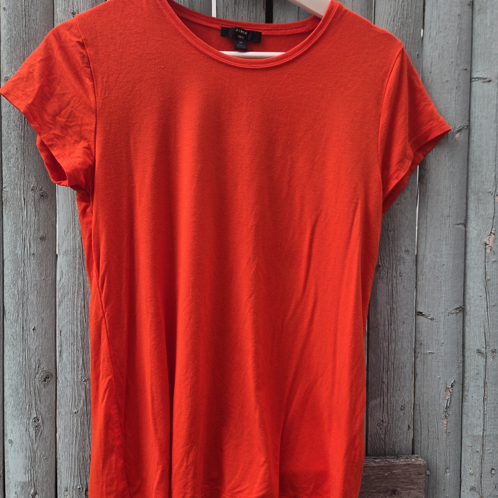 J.Crew 365 Orange Red Crewneck Tee Size M